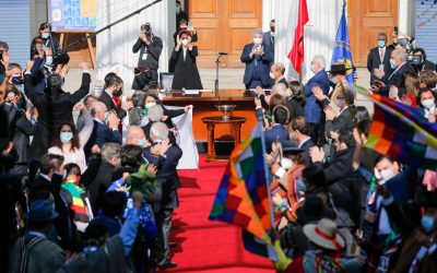 La Constitución en disputa. Miradas sobre el debate constitucional chileno